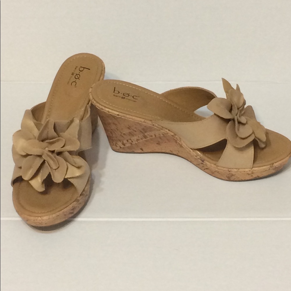 B.o.C Born sandal wedges